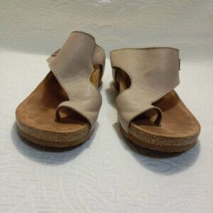 Taos Womens Leather Open Toe Sandals Beige Size 5.5 US / 36 EUR